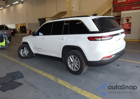 2024 Jeep Grand Cherokee Laredo X 4X4 из США, поврежденный, VIN 1C4RJHAG3RC215964